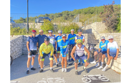 Un groupe de 12 licenciés du Cyclo Club de Cannes à participé à une boucle dans les  Gorges du Verdon , mercredi 19 Août 2026 , belle sortie malgré une forte chaleur !